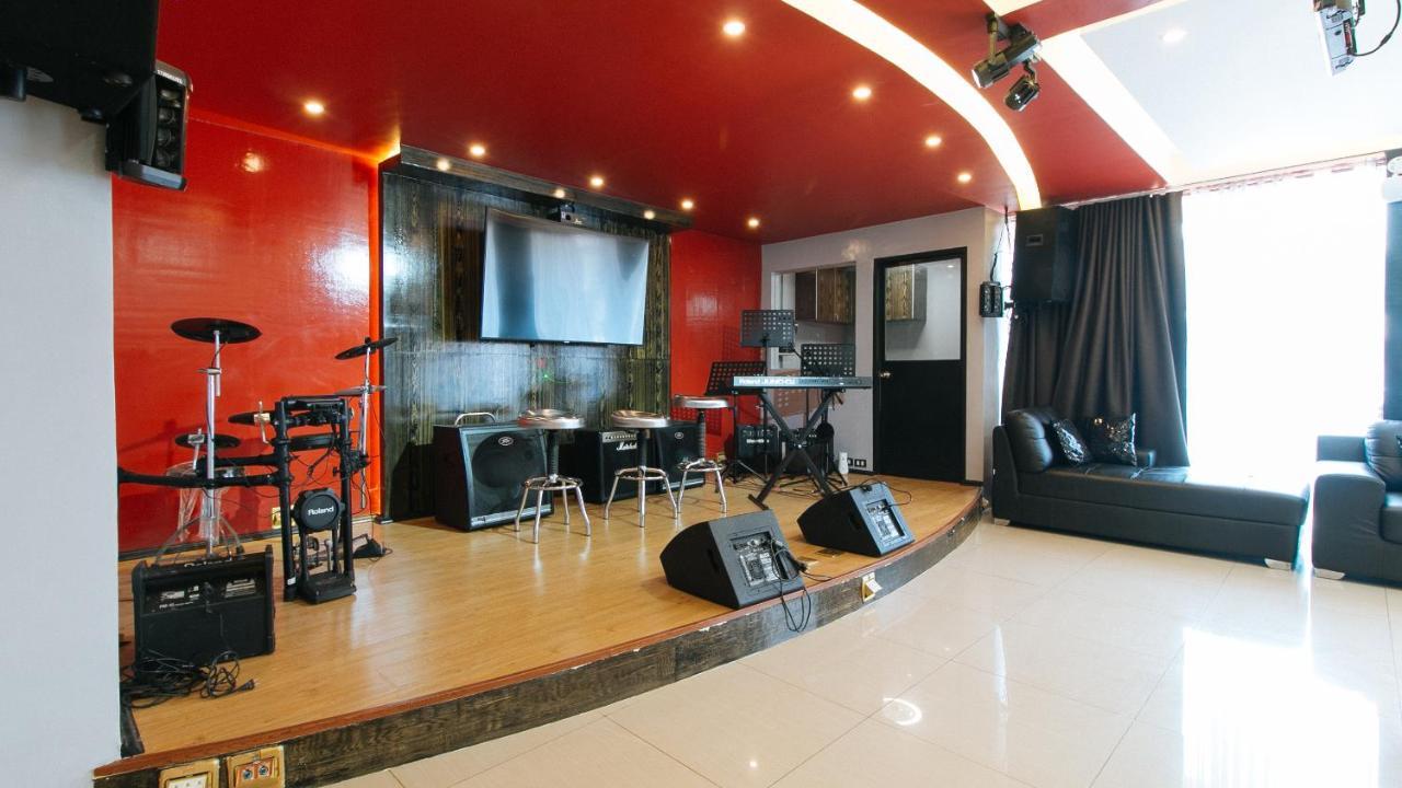 Reddoorz @ Walk Inn Hotel Manila Esterno foto
